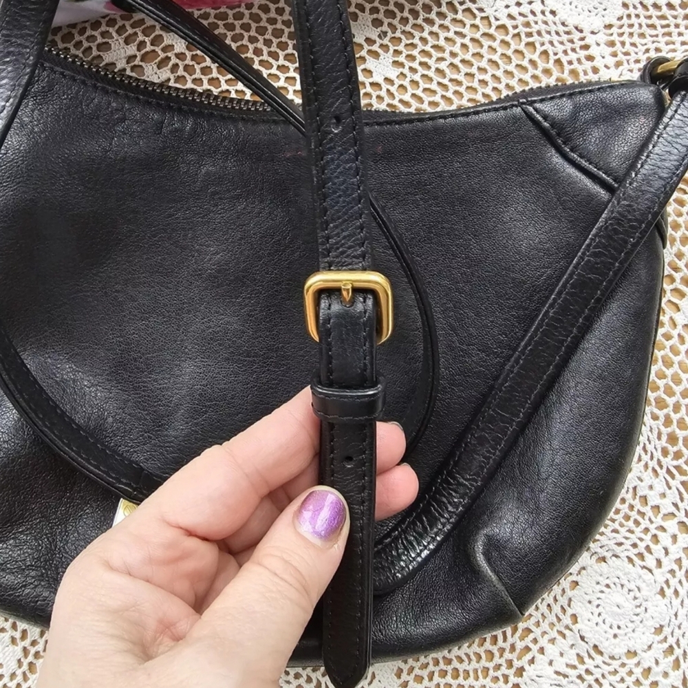 Marc Jacob's Crossbody Black Two Tone Hardware purse - Picture 15 of 16